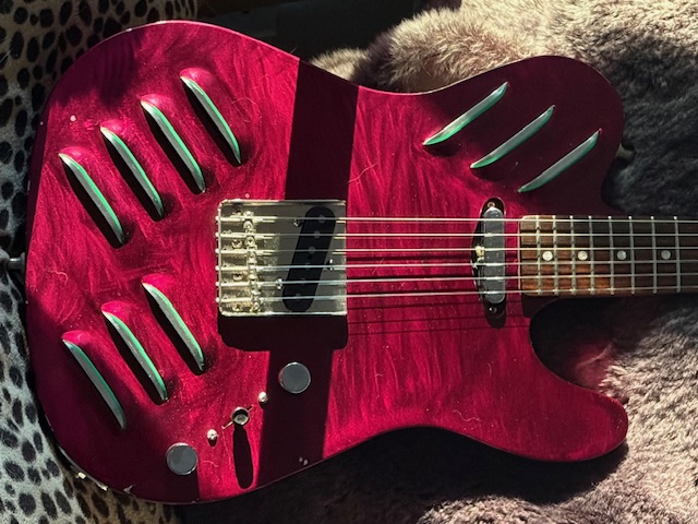 Alluvium Custom Guitar