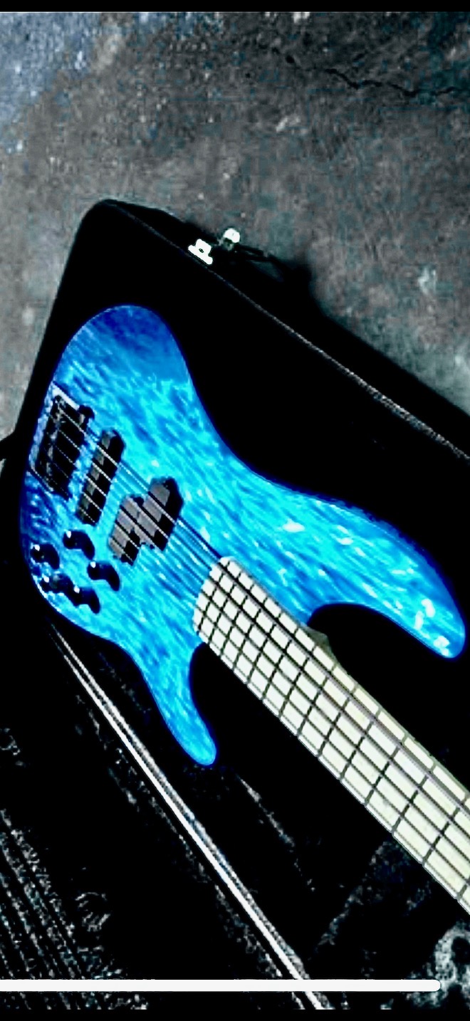 Alluvium Custom Guitar